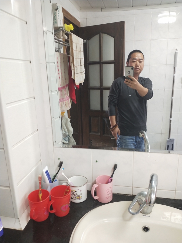 半世人间的第二张照片--楚雄认干亲服务网